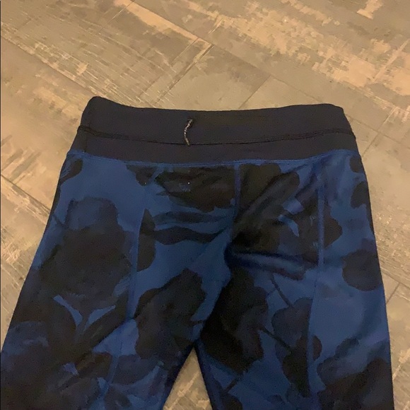 Lululemon Legging 17’ cropped - Picture 4 of 4